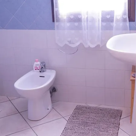 Apartment Ulivo Al Mare, Olbia, Murta Maria